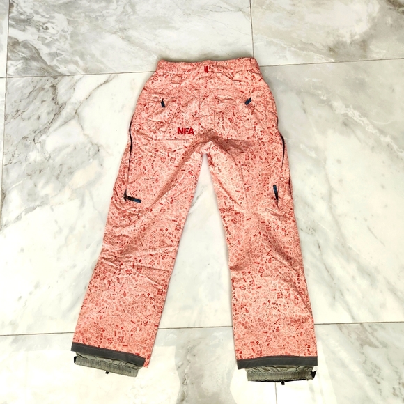 NWT NFA women's snowboard pants size M - Picture 1 of 11